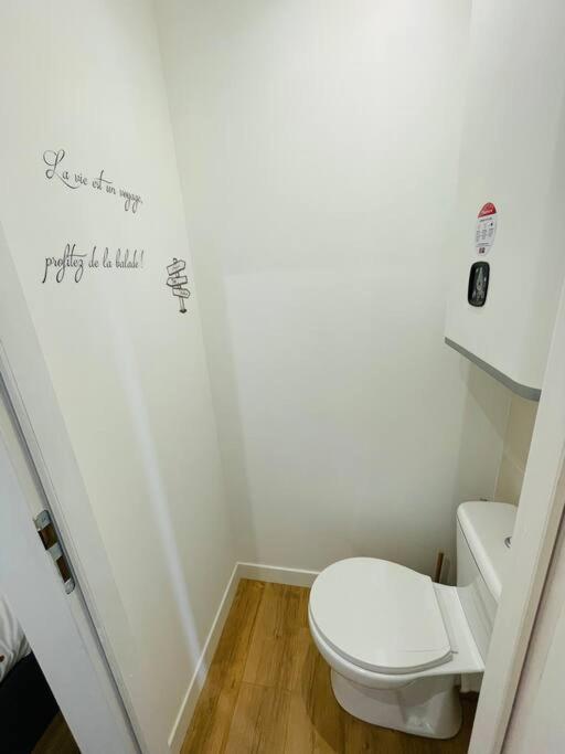 Le Belloc- Suberbe Appartement T1 Bis - Au Calme - Terrasse - Vue Jardin Agen Zewnętrze zdjęcie
